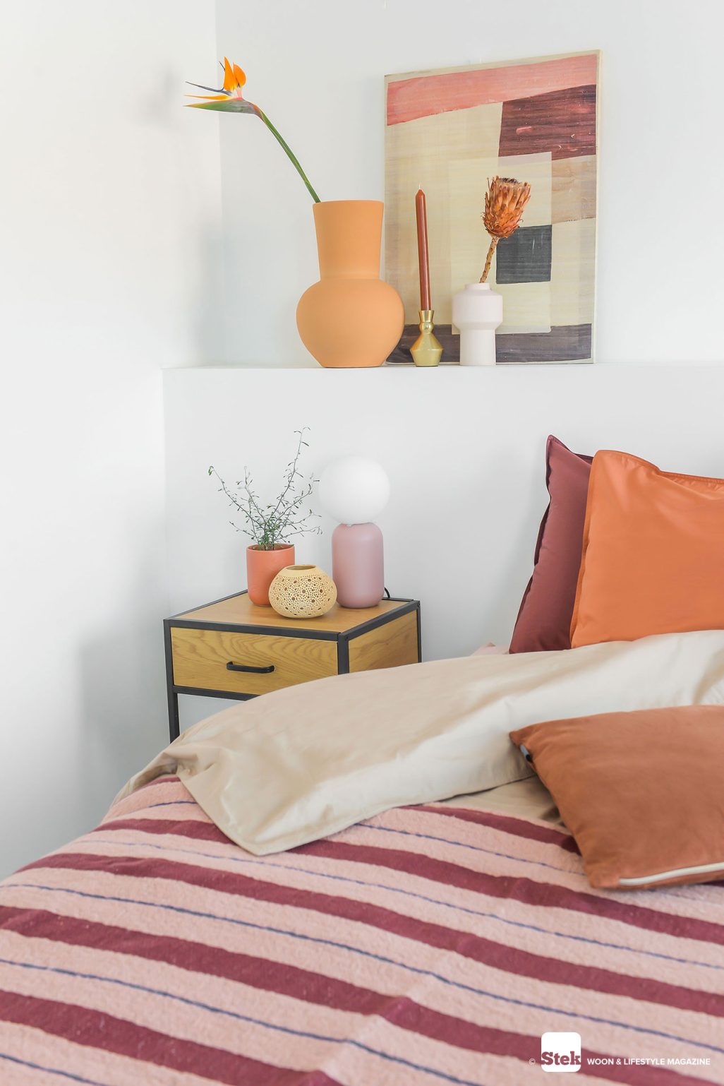 Gezellige slaapkamer met fotolijsten | Gallerix